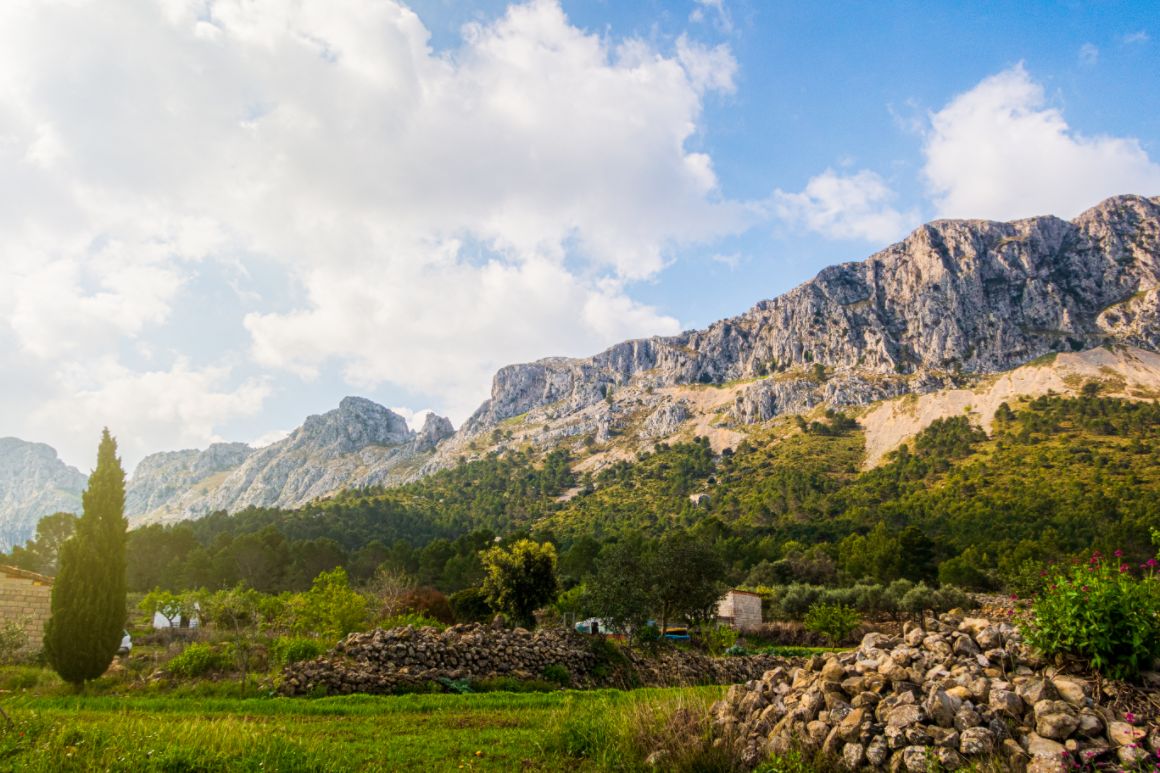 Horský masív Serra Bernia poblíž Costa Blanca